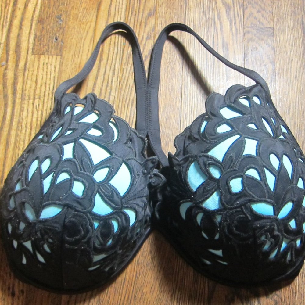 Shade & Shore Black Plunge Bikini Top 38DD